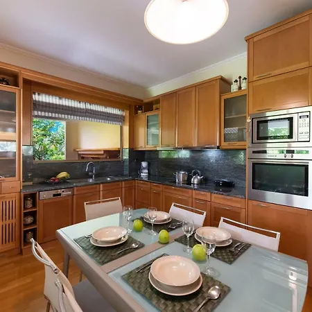 Violet Luxury Villa Kalligoni