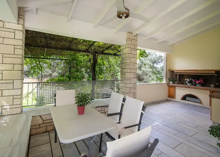 Violet Luxury Вилла