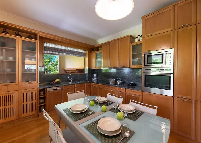 Violet Luxury Villa Kalligoni